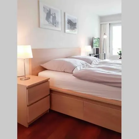 Helle Und Geraumig - Sauna - Pool - Parken Apartment