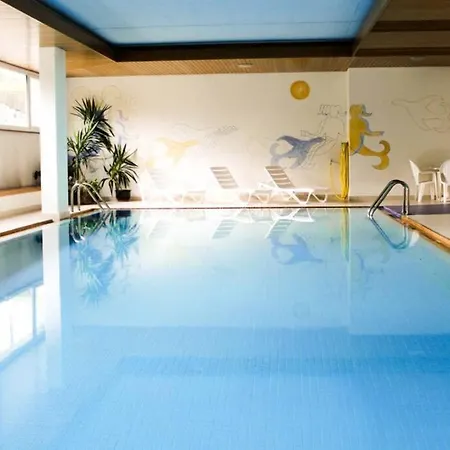 Helle Und Geraumig - Sauna - Pool - Parken